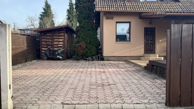 Eladó családi ház, Tatabányán 64.99 M Ft, 3 szobás