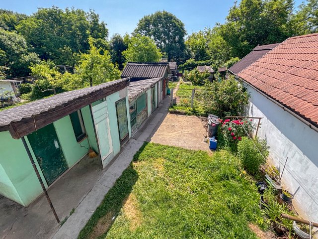 Eladó családi ház, Bicskén 40.8 M Ft, 2 szobás