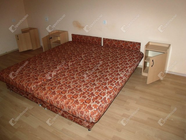 Kiadó téglalakás, albérlet, Pacsán 100 E Ft / hó, 1 szobás
