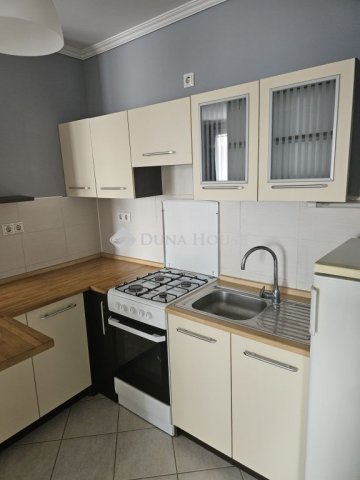 Eladó téglalakás, Mosonmagyaróváron 43.9 M Ft, 3 szobás