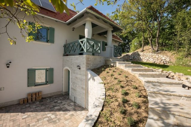 Eladó családi ház, Pécselyen 229.9 M Ft, 4 szobás