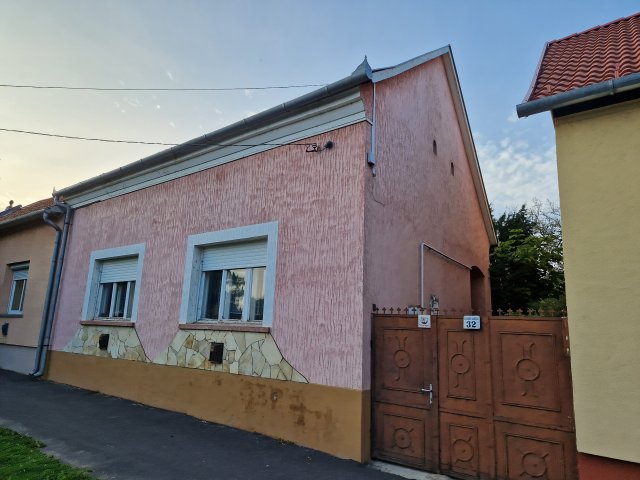 Eladó családi ház, Marcaliban, Kossuth Lajos utcában 44.9 M Ft