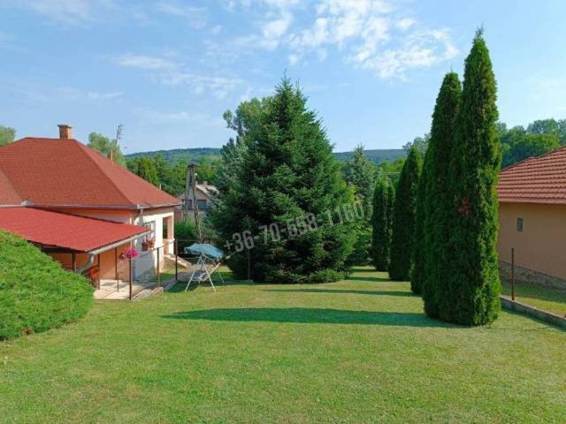 Eladó családi ház, Alsópetényen 71.9 M Ft, 4 szobás