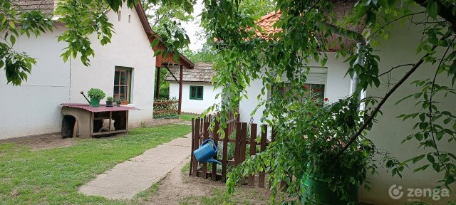Eladó családi ház, Délegyházán 65.5 M Ft, 2+1 szobás