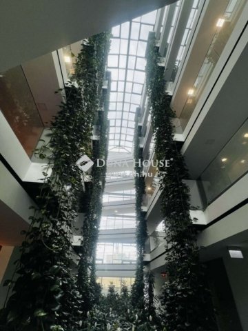 Eladó téglalakás, Budapesten, XI. kerületben 189.8 M Ft
