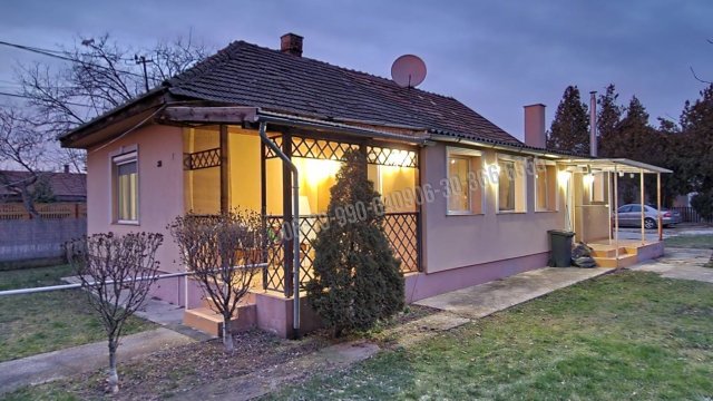 Eladó családi ház, Dunaharasztin, Szent István utcában 49.5 M Ft