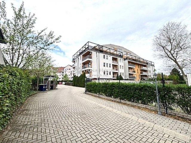 Eladó téglalakás, Budapesten, XVIII. kerületben 166 M Ft