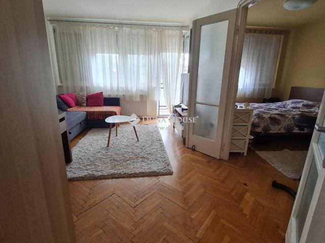 Eladó téglalakás, Budapesten, XV. kerületben 53.5 M Ft, 2 szobás