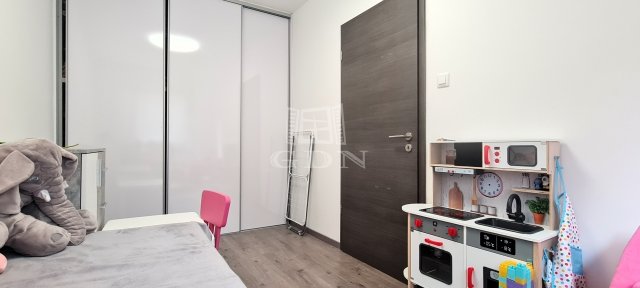 Eladó panellakás, Veszprémben 44.9 M Ft, 1+1 szobás