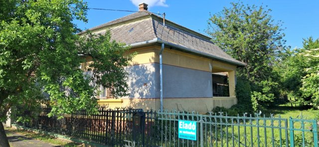 Eladó családi ház, Szőkedencsen 15.9 M Ft, 2+1 szobás