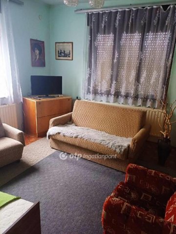 Eladó családi ház, Taksonyon 79.9 M Ft, 3 szobás