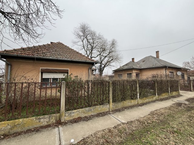 Eladó családi ház, Berettyóújfaluban 59.9 M Ft, 3 szobás
