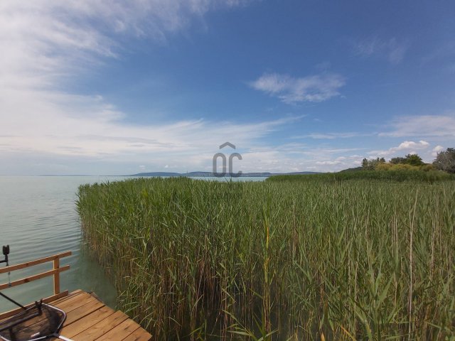 Eladó telek, Balatonkenesén 4000 M Ft / költözzbe.hu