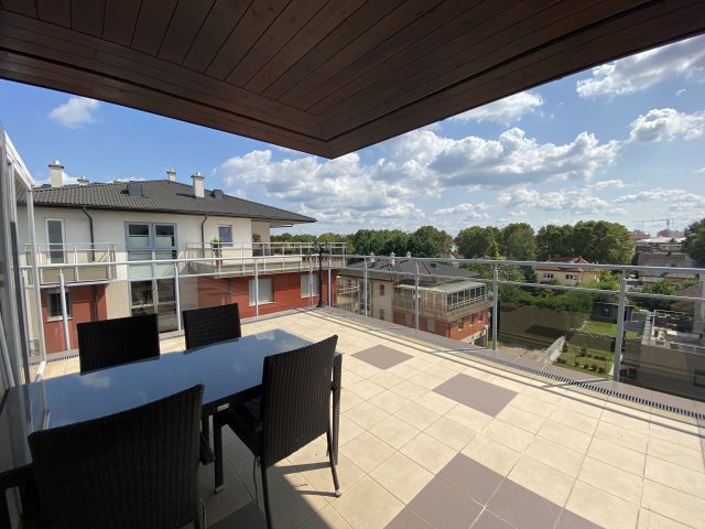Kiadó téglalakás, albérlet, Győrött 450 E Ft / hó, 4 szobás