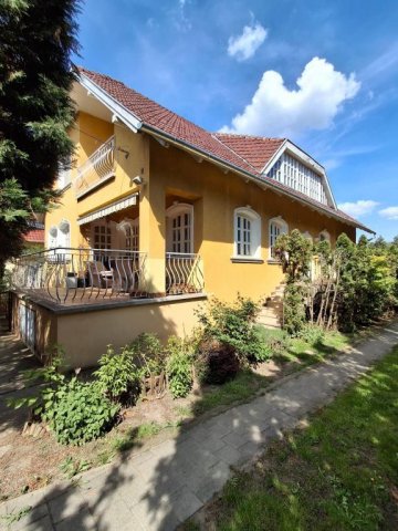 Eladó családi ház, Veresegyházon 168.9 M Ft, 6 szobás