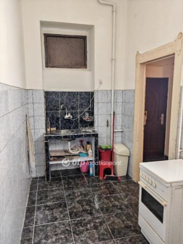 Eladó téglalakás, Budapesten, VIII. kerületben 54 M Ft, 2 szobás