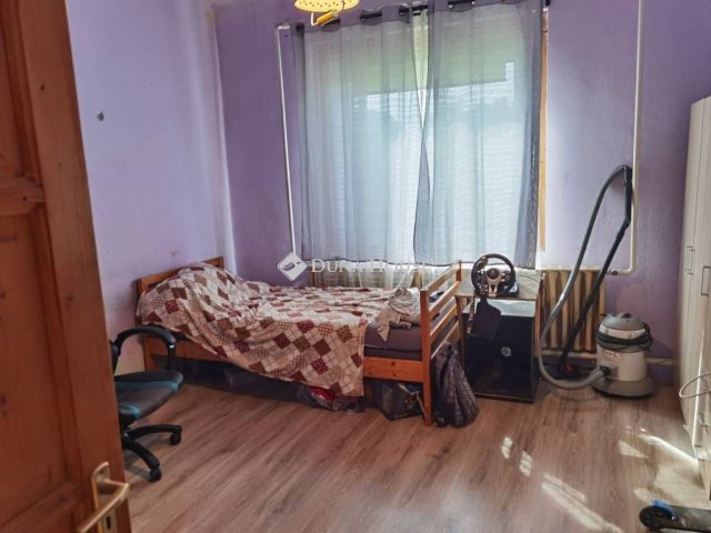 Eladó családi ház, Csákváron 39.5 M Ft, 3 szobás