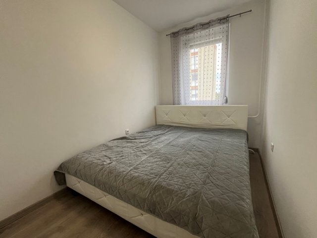 Kiadó panellakás, albérlet, Pécsett 150 E Ft / hó, 2 szobás