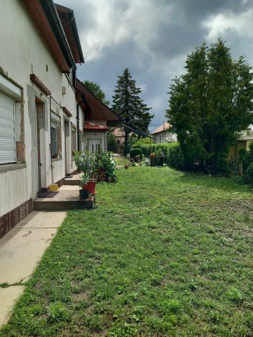 Eladó családi ház, Csömörön 174 M Ft, 5 szobás