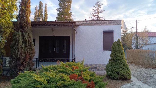 Eladó nyaraló, Zamárdiban 79 M Ft, 3 szobás