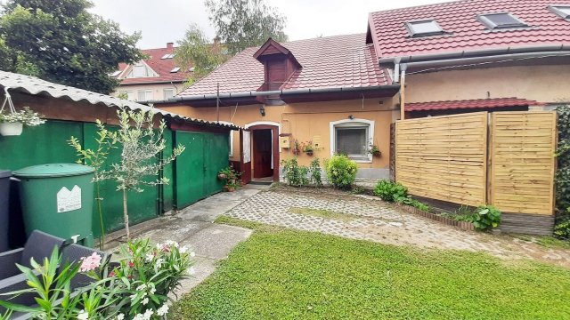 Eladó családi ház, Debrecenben 37.9 M Ft, 2 szobás