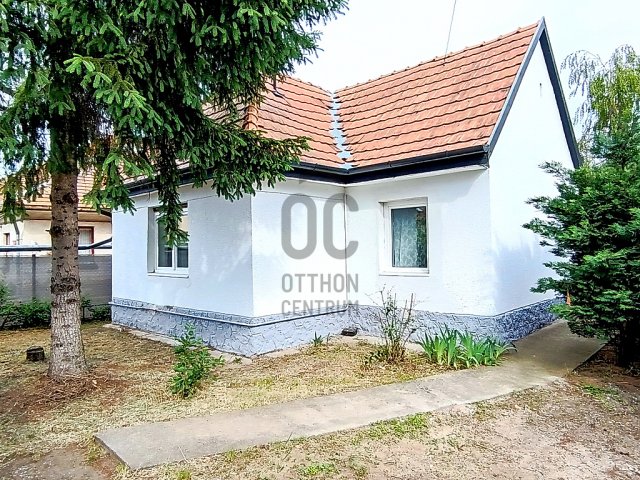 Eladó családi ház, Veresegyházon 69.99 M Ft, 3 szobás