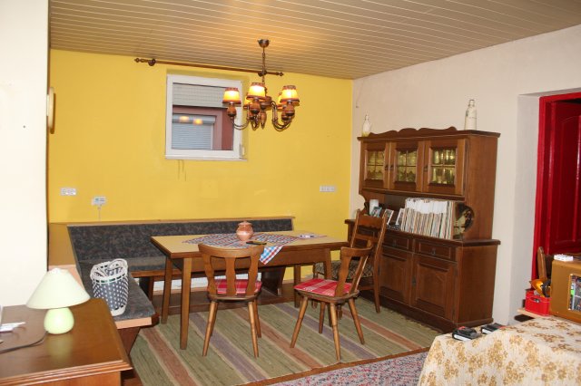 Eladó családi ház, Ivánon 29.2 M Ft, 3 szobás