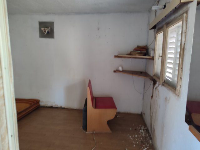 Eladó családi ház, Újbarokon 7.95 M Ft, 1 szobás