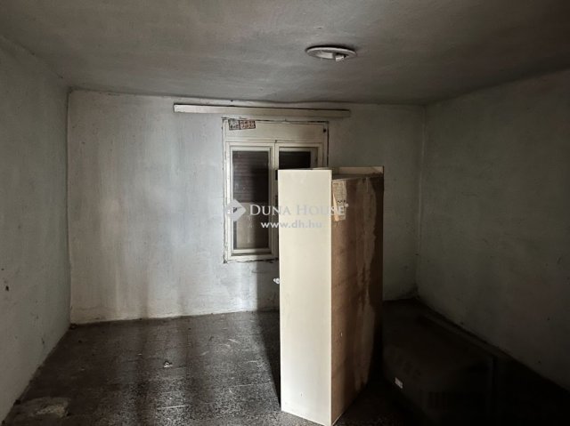 Eladó családi ház, Pécsváradon 9.9 M Ft, 2 szobás