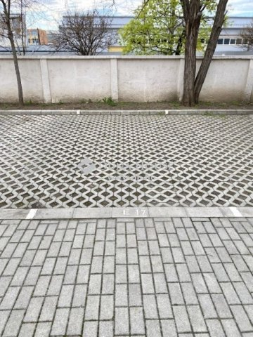 Eladó garázs, Budapesten, XVIII. kerületben 3.45 M Ft