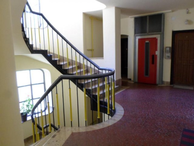 Kiadó téglalakás, albérlet, Budapesten, VI. kerületben