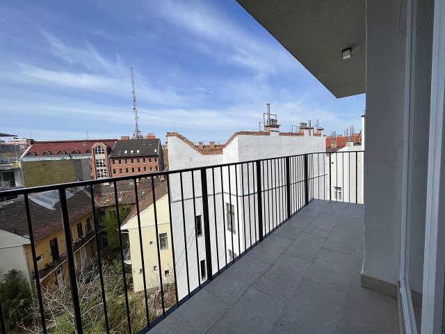 Eladó téglalakás, Budapesten, VIII. kerületben 93.99 M Ft