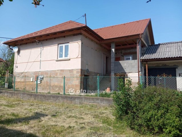 Eladó családi ház, Bükkzsércen 40.99 M Ft, 2+1 szobás