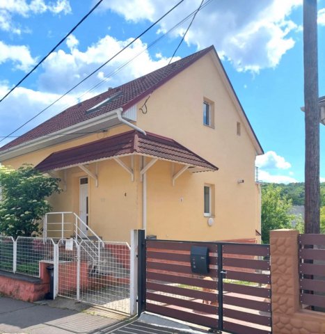 Eladó családi ház, Salgótarjánban 60 M Ft, 5+1 szobás