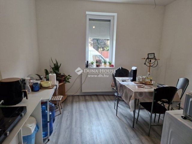 Eladó téglalakás, Budapesten, XVIII. kerületben 62 M Ft