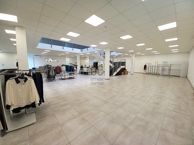 Kiadó iroda, Debrecenben 3144 E Ft / hó / költözzbe.hu