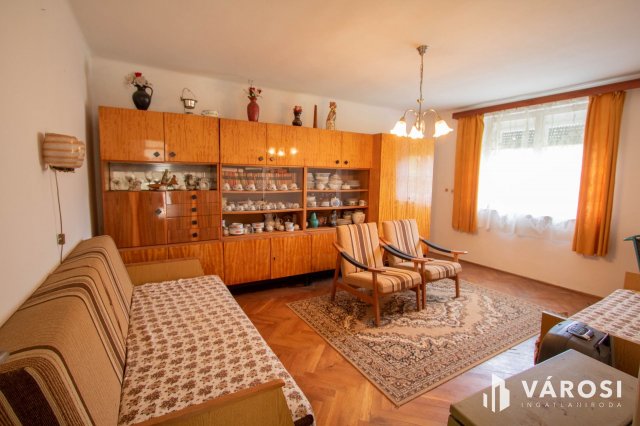 Eladó családi ház, Bázakerettyén 12.8 M Ft, 2 szobás