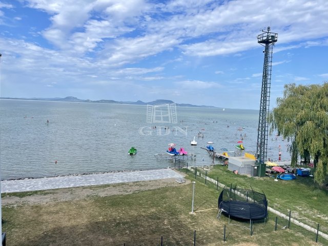 Eladó téglalakás, Balatonmáriafürdőn, Ady Endre utcában