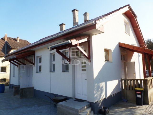 Kiadó családi ház, albérlet, XIV. kerületben, Örs vezér terén