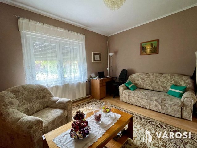 Eladó családi ház, Enyingen 65 M Ft, 4 szobás
