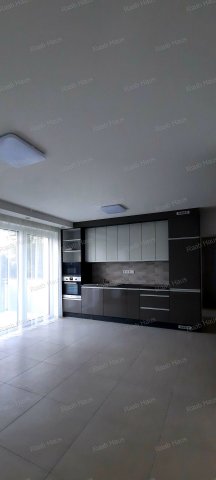 Kiadó téglalakás, albérlet, Győrött 340 E Ft / hó, 5 szobás
