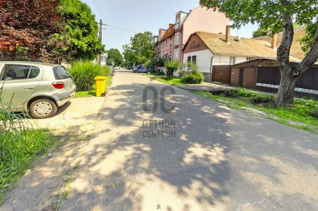 Eladó családi ház, Szegeden, Csöndes utcában 36.2 M Ft