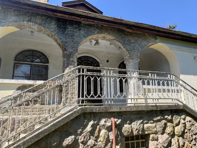 Eladó családi ház, Városföldön 85 M Ft, 7 szobás
