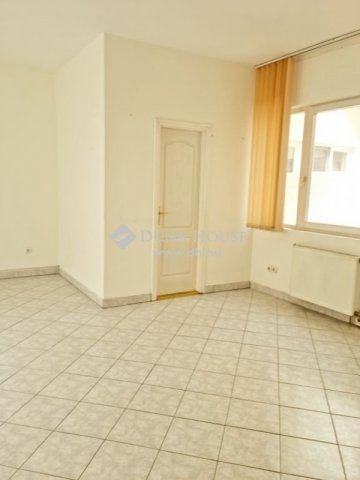 Eladó téglalakás, Budapesten, XXI. kerületben 80 M Ft, 3 szobás