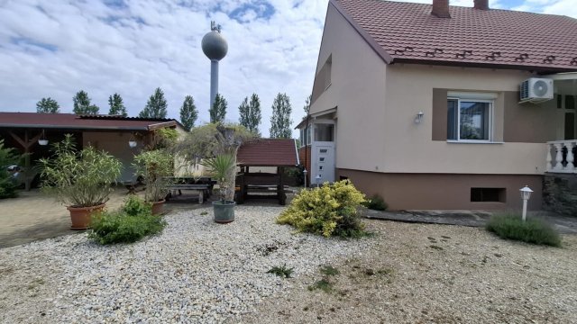 Eladó családi ház, Külsővaton 59.9 M Ft, 4 szobás