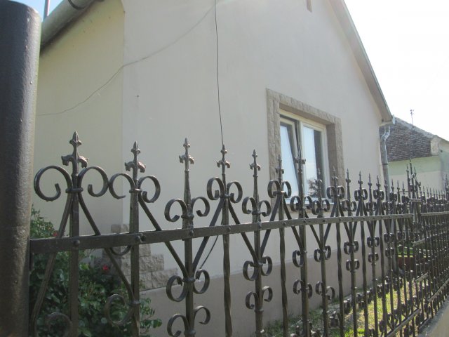 Eladó családi ház, Királyegyházán 18.5 M Ft, 3 szobás