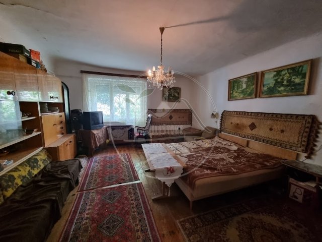 Eladó családi ház, Gyulán 28.9 M Ft, 3 szobás