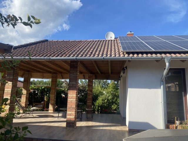 Eladó családi ház, Kecskeméten 139.9 M Ft, 4 szobás
