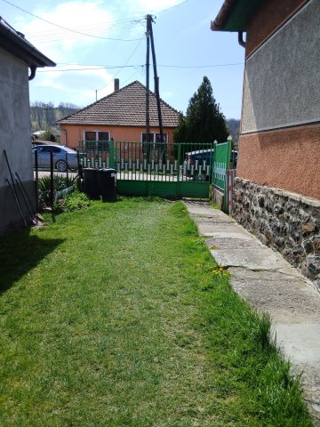 Eladó családi ház, Bátonyterenyén 13 M Ft, 2 szobás