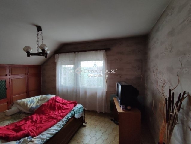 Eladó családi ház, Budapesten, XVIII. kerületben 170 M Ft